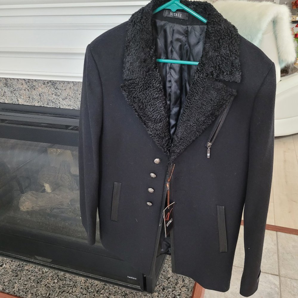 VITALI**MENS WOOL COAT** Size Small~New With Tags